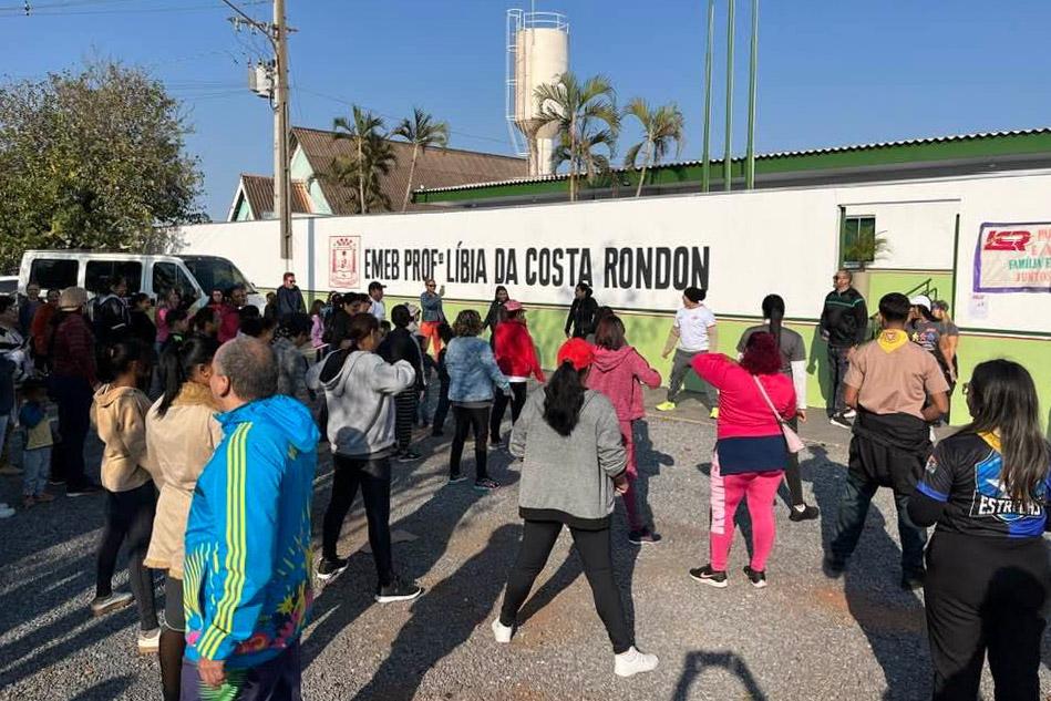 EMEB Líbia da Costa Rondon promove Caminhada Pedagógica para integrar alunos, famílias e comunidade